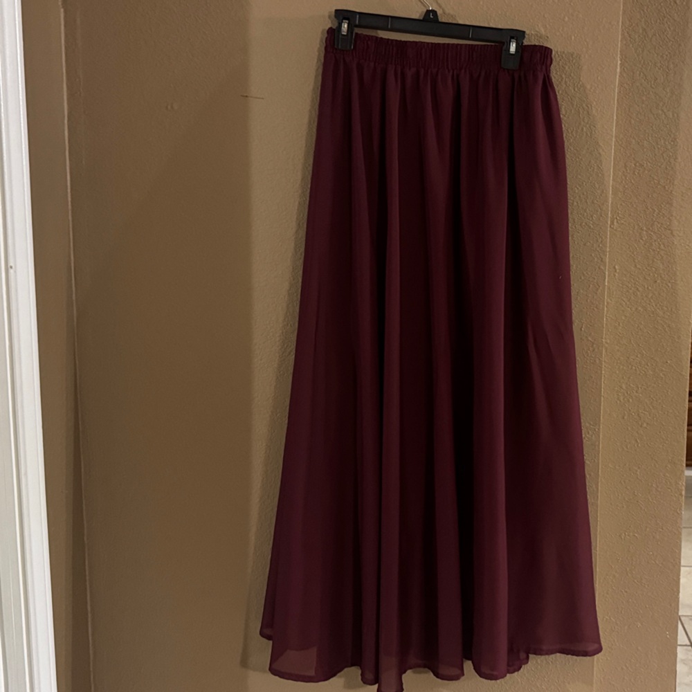 Elegant Burgundy Women's Skirt